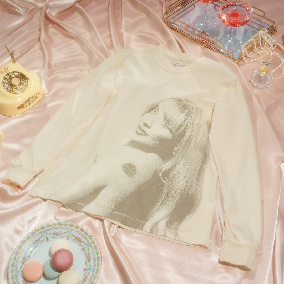 253-short-n-sweet-long-sleeve-tee-1.webp short n' sweet long sleeve tee